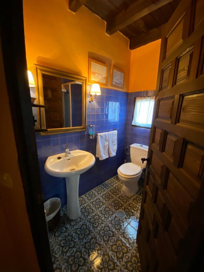 Casa Rural Dos Reales San Cristobal de Boedo Екстериор снимка