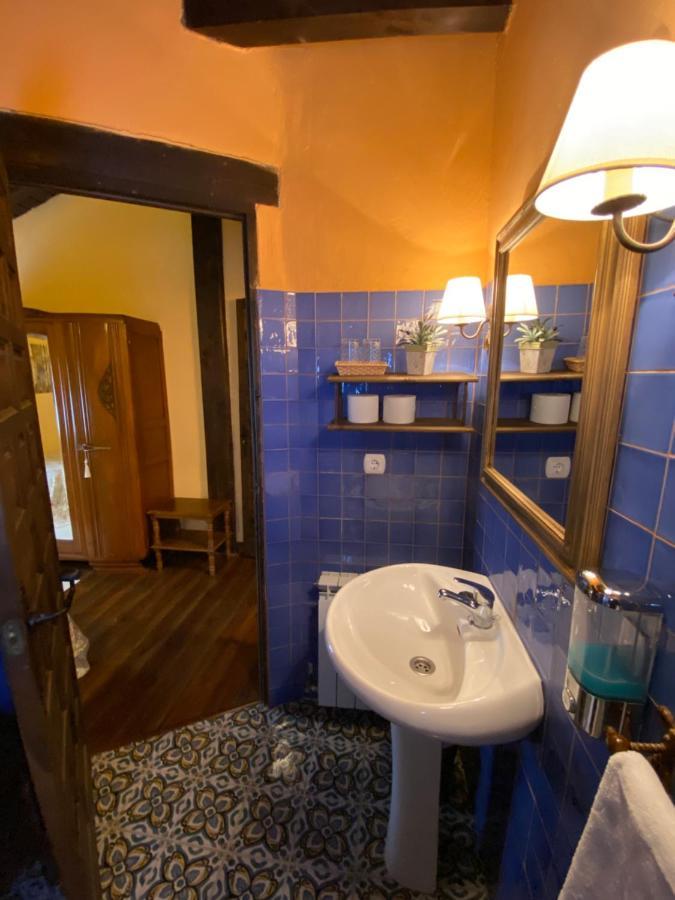 Casa Rural Dos Reales San Cristobal de Boedo Екстериор снимка
