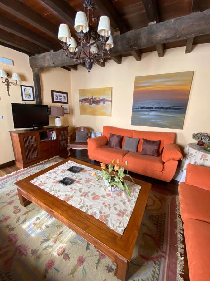 Casa Rural Dos Reales San Cristobal de Boedo Екстериор снимка