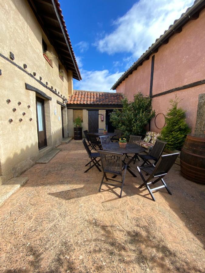 Casa Rural Dos Reales San Cristobal de Boedo Екстериор снимка